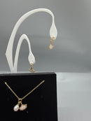 Ginkgo leaf pearl jewelry set - gold necklace and matching pearl earrings