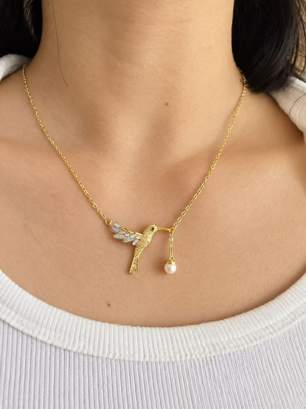 Gold Color Hummingbird Lariat Necklace with Freshwater Pearl | Elegant Nature-Inspired Jewelry