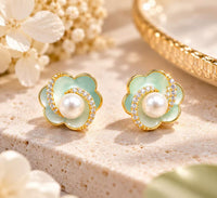 Gold Floral Freshwater Pearl Stud Earrings, Flower Pearl Earrings for Women, Elegant Everyday Gift