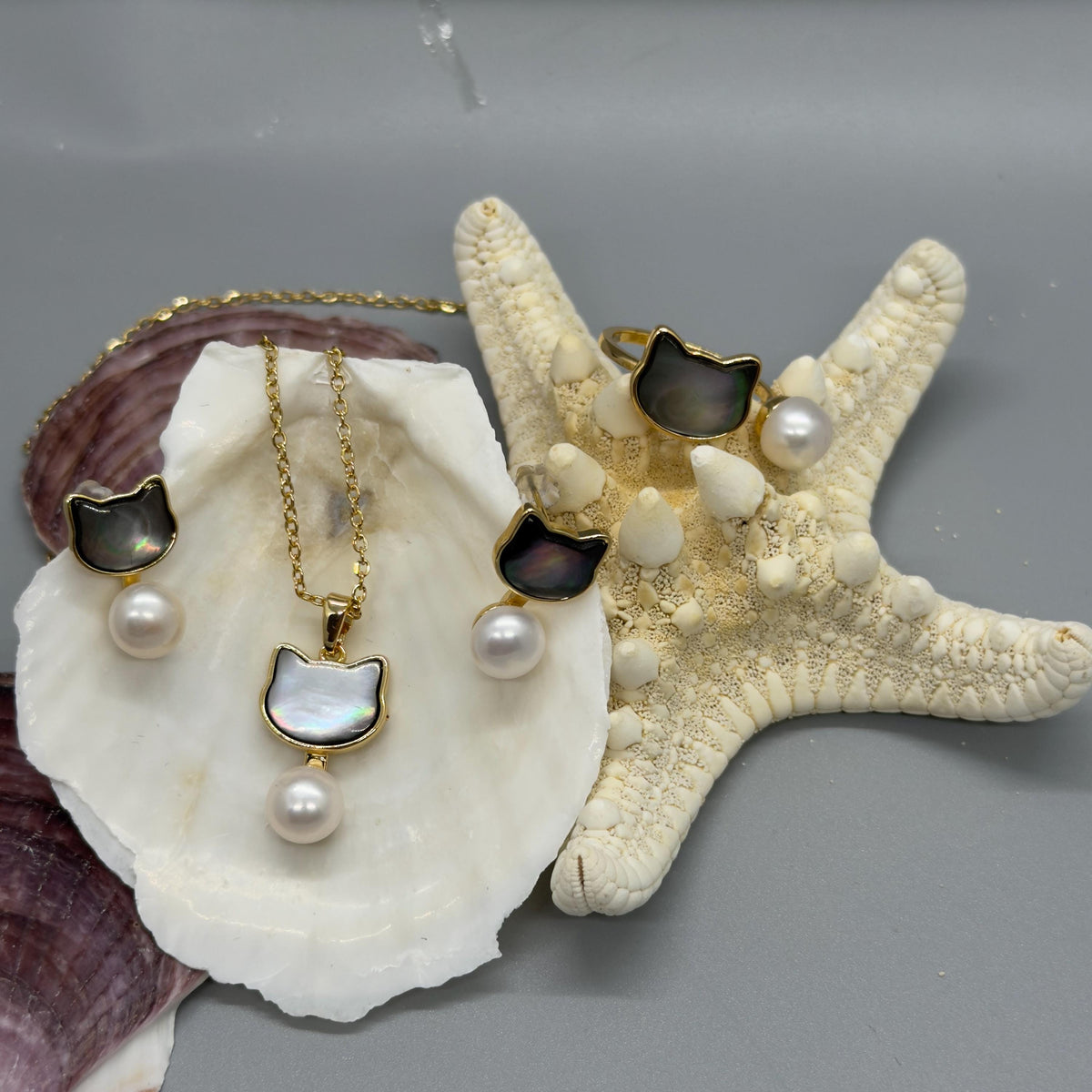 Minimalist Pearl Jewelry Set, Modern Shell Earrings & Necklace, Gold Statement Jewelry