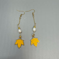 Maple Leaf Pearl Earrings, Gold Fall Dangle Earrings, Autumn Nature Inspired Jewelry Gift for Her