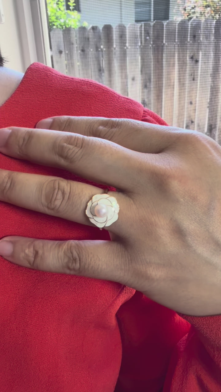 Camellia pearl jewelry set product video